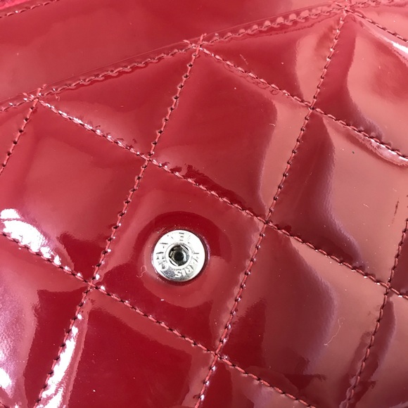 ❤️SOLD❤️ CHANEL Quilted Red Patent Leather WOC - Picture 11 of 16